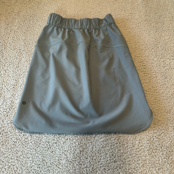 Lululemon On The Fly Skirt *21"Blue Charcoal Size 4 - Picture 2 of 9